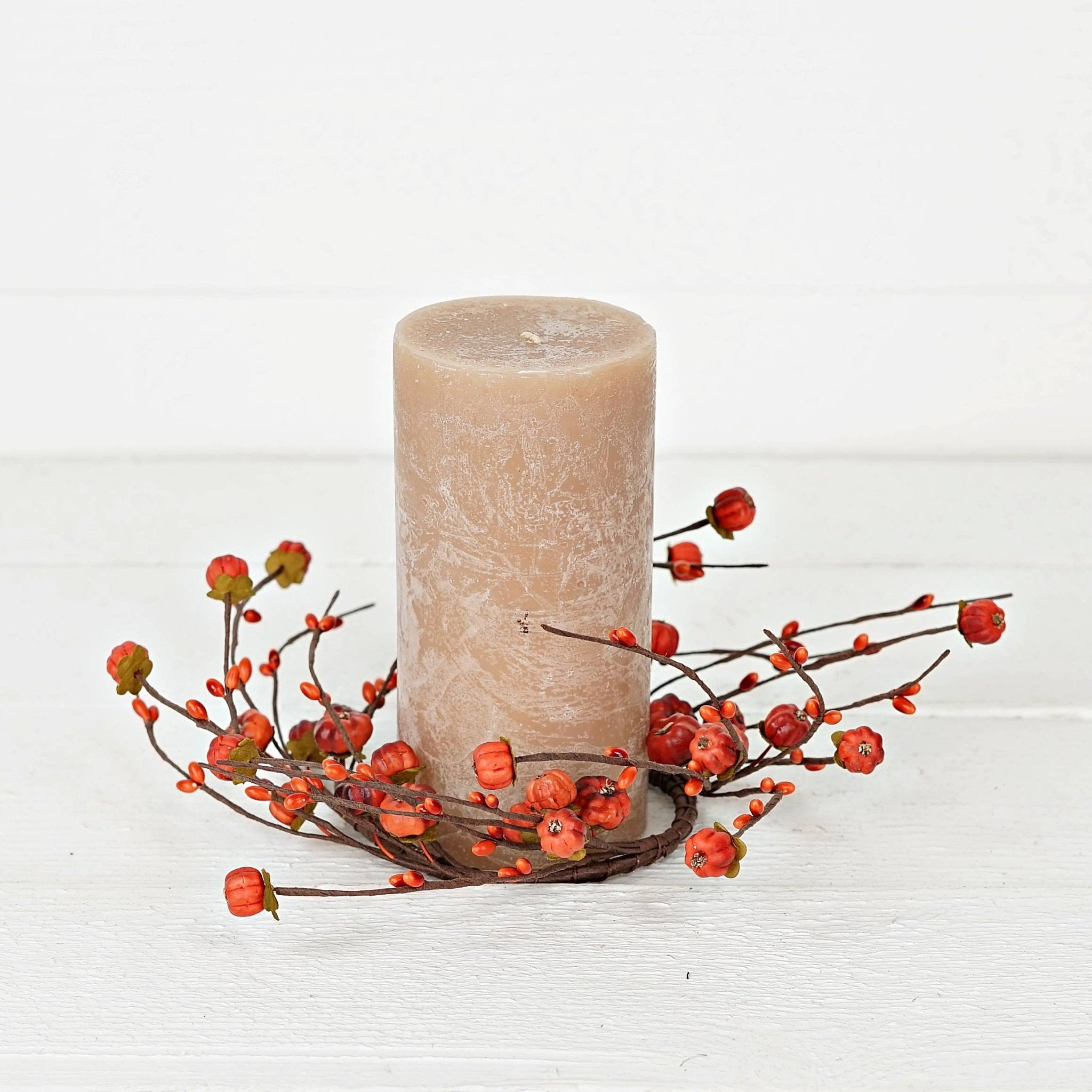 ISB15991 - 3.5in Podka and Pips Ring - HER Home Design Boutique